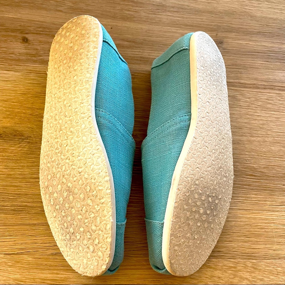 Blue men’s Toms loafers EUR size 43 US10 AU9 - Picture 3 of 3